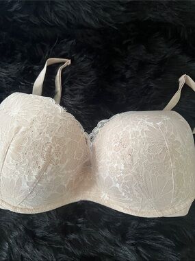 NWOT Victoria Secret Padded Wireless Bra S34DDD